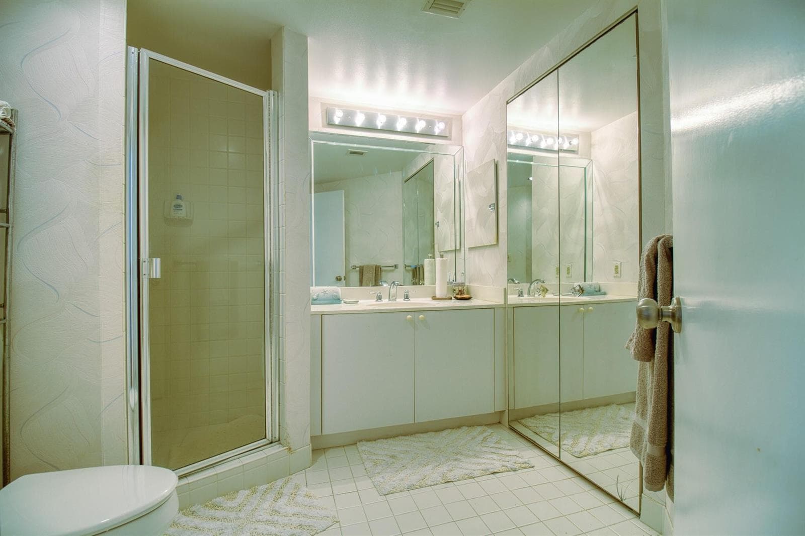 20185 E Country Club Drive 1709 photo 20