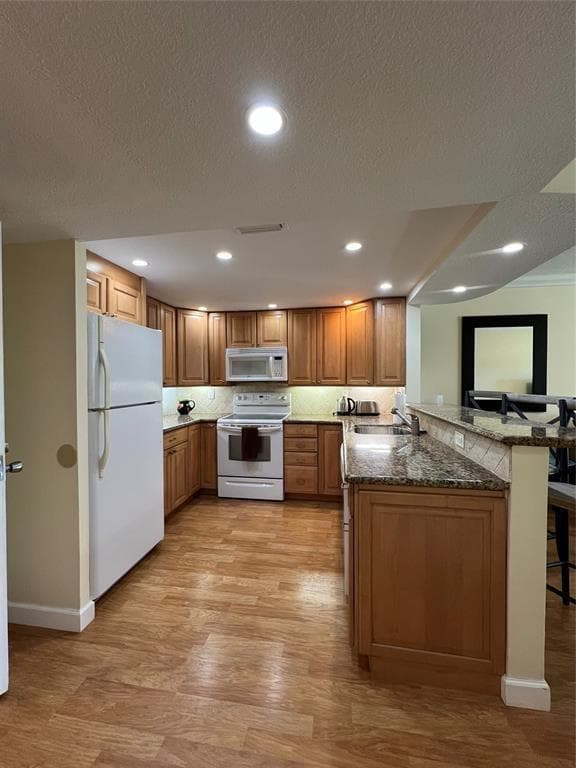 900 River Reach Drive 222 photo 4