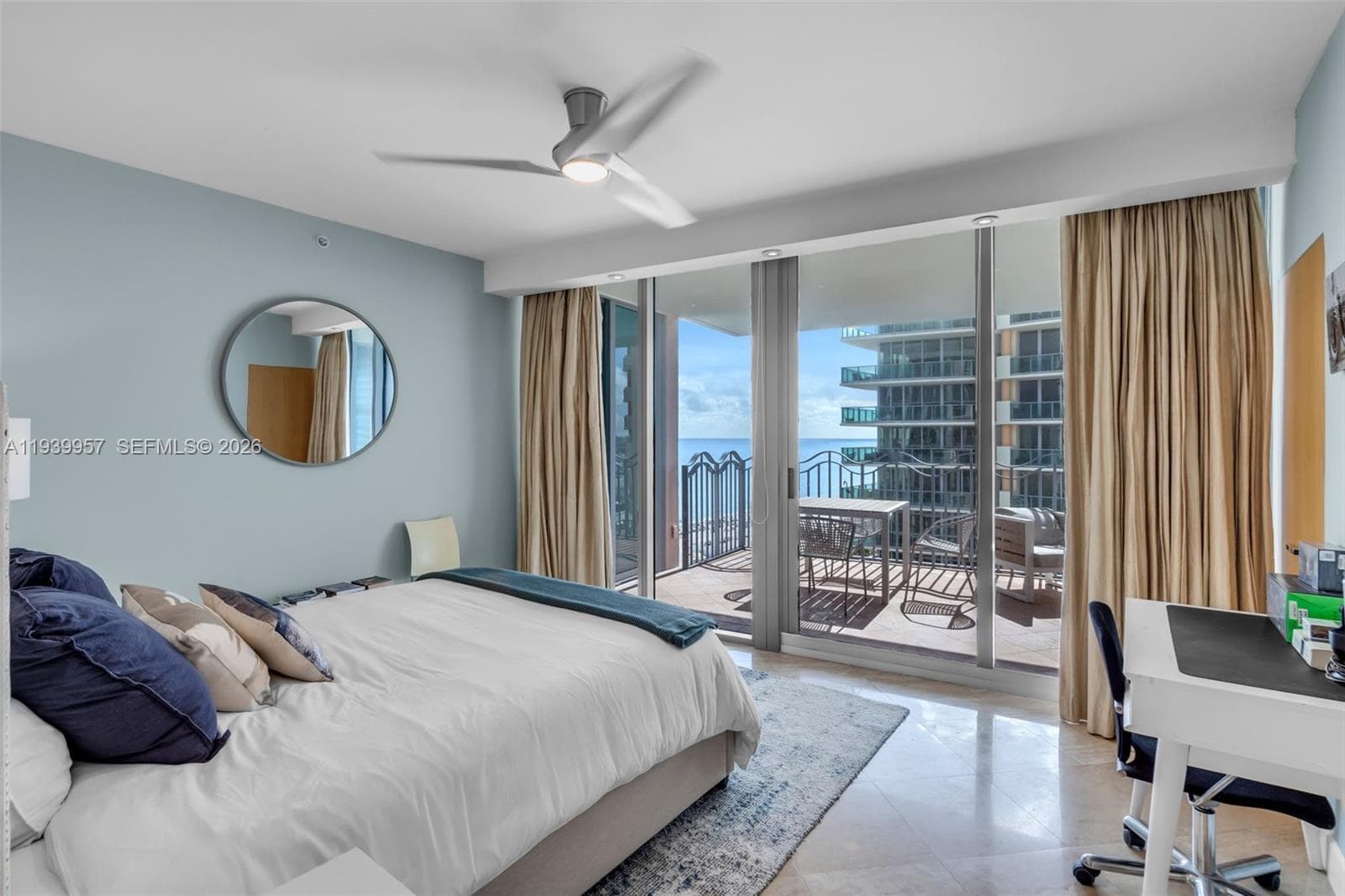 1500 Ocean Dr 1202 photo 25