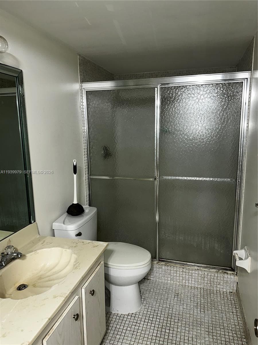 1607 photo 18
