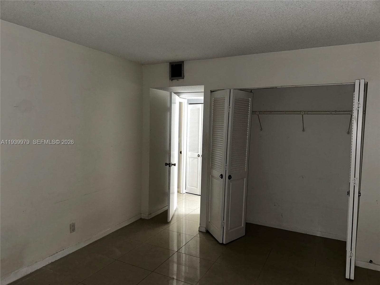 1607 photo 15