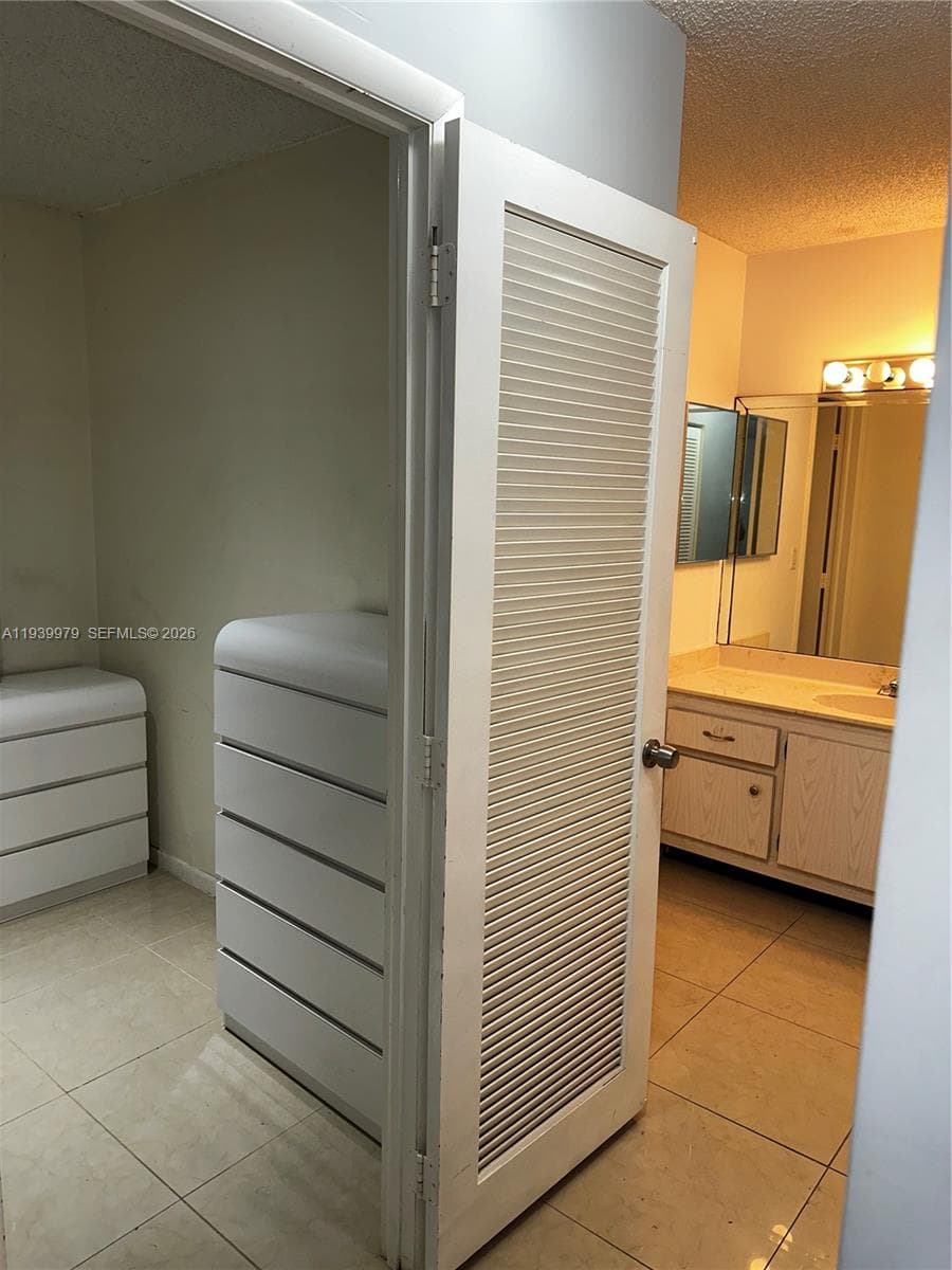 1607 photo 11