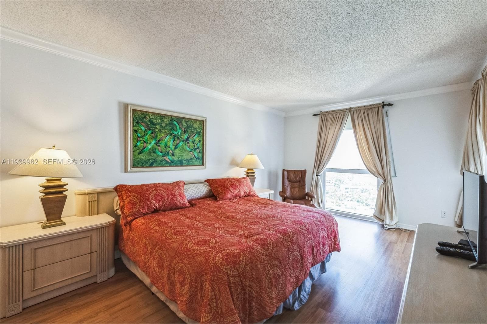 21205 YACHT CLUB DR 1802 photo 15