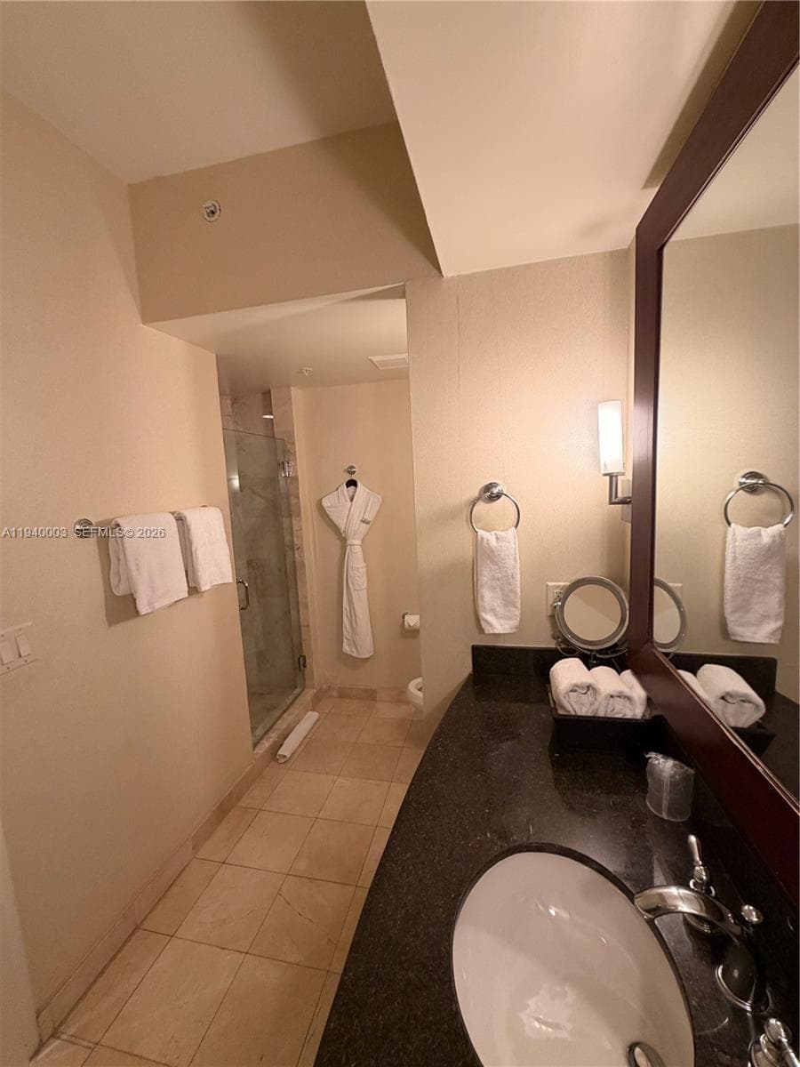 18001 Collins Ave 2312 photo 10