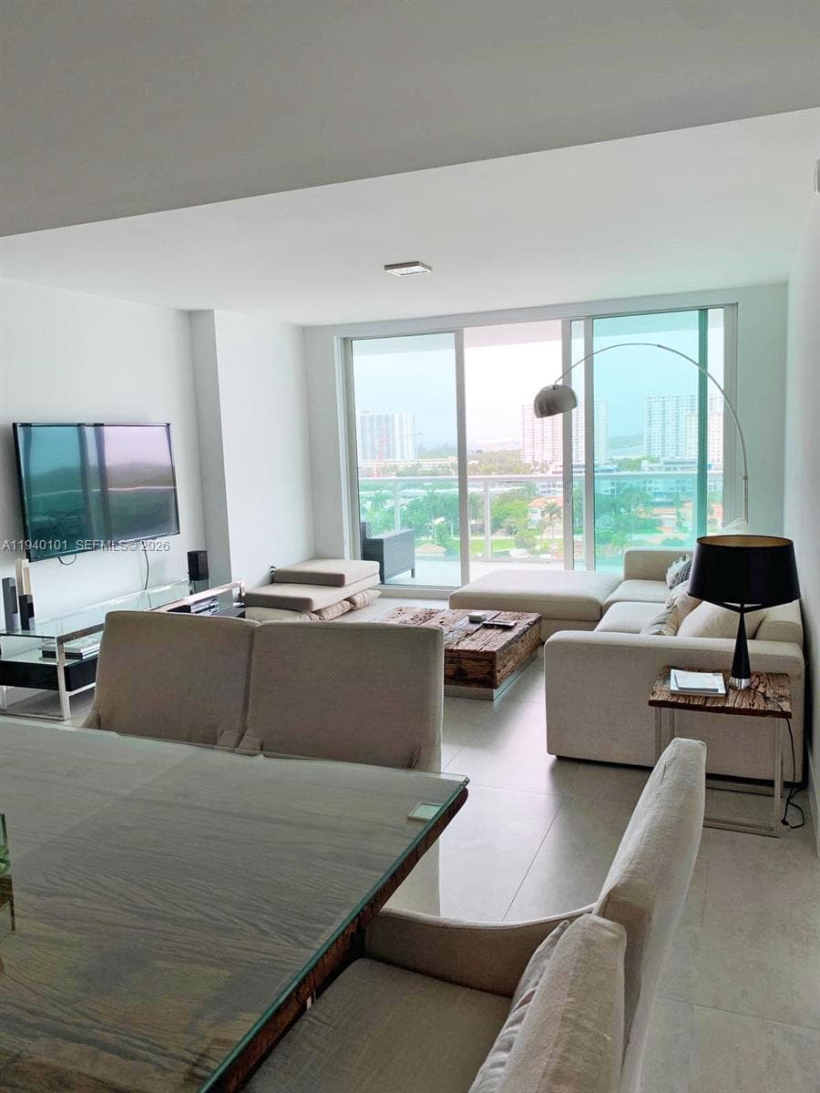 400 Sunny Isles Blvd 1120 photo 7