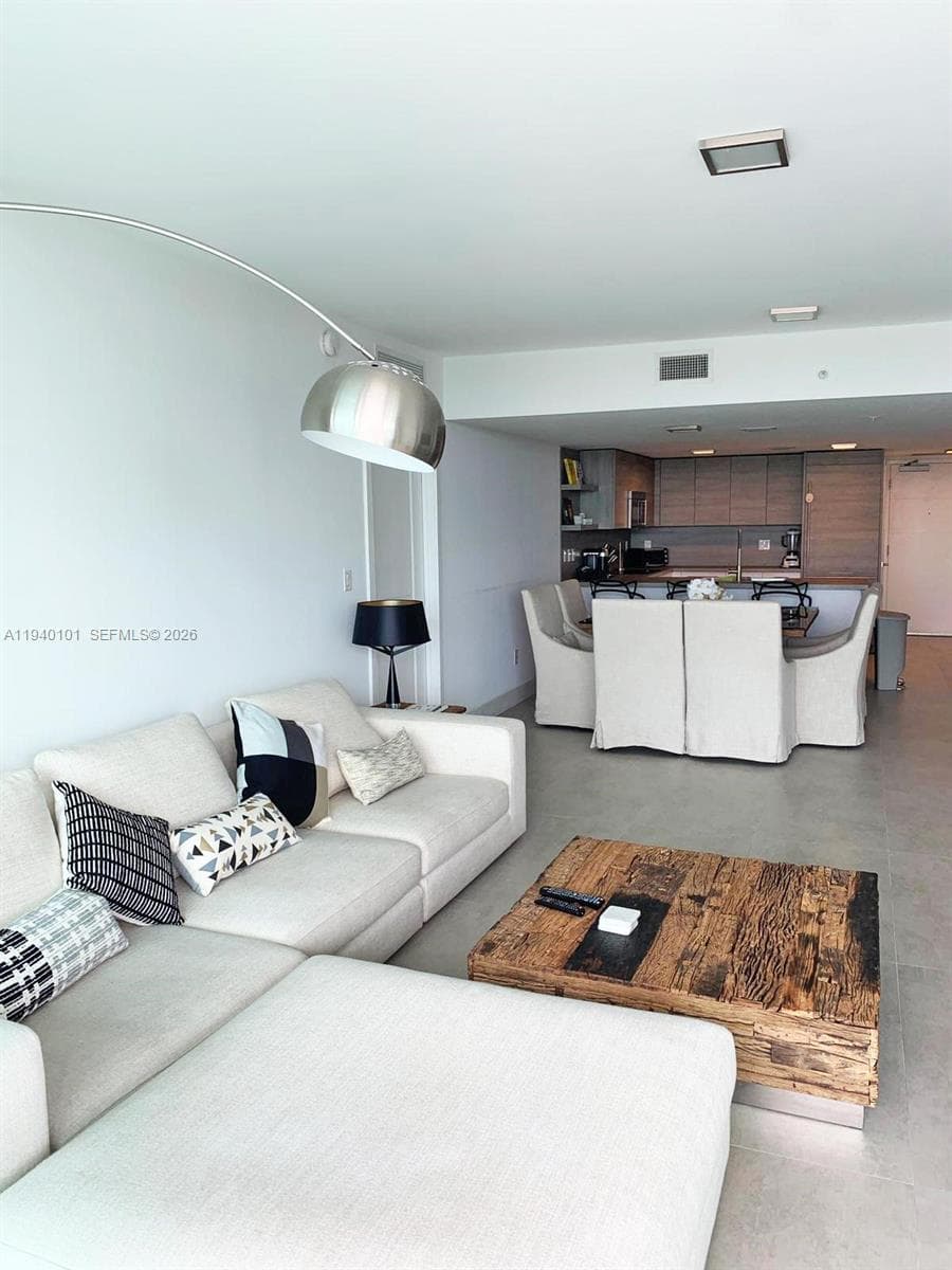 400 Sunny Isles Blvd 1120 photo 3