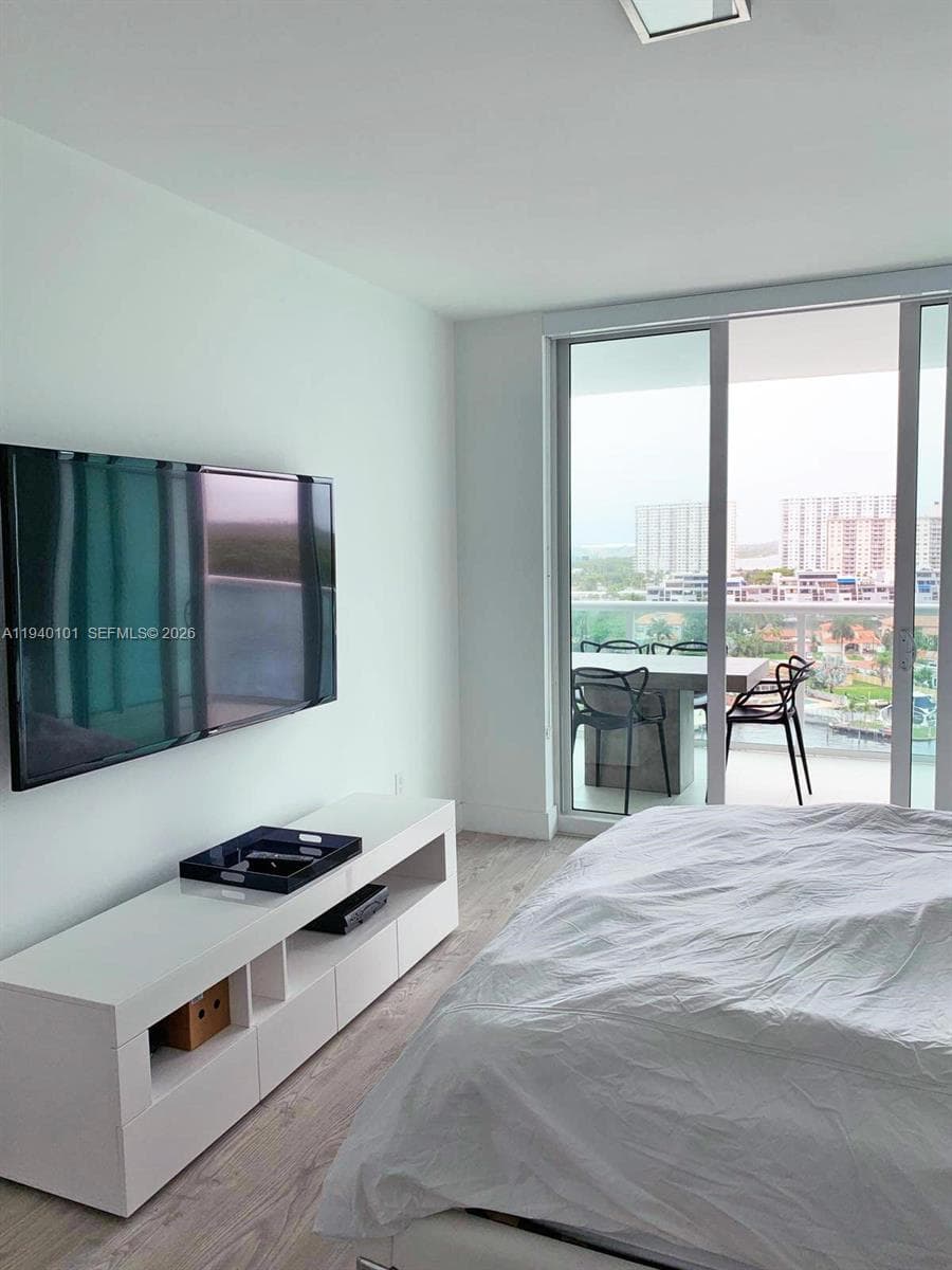 400 Sunny Isles Blvd 1120 photo 10