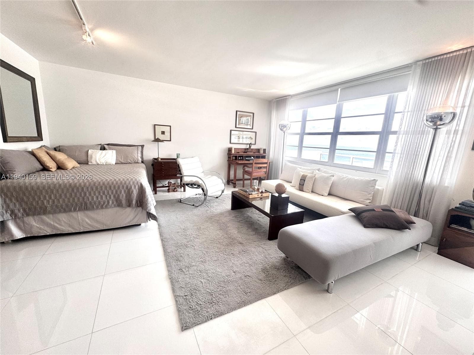 100 Lincoln Rd 1230 photo 3