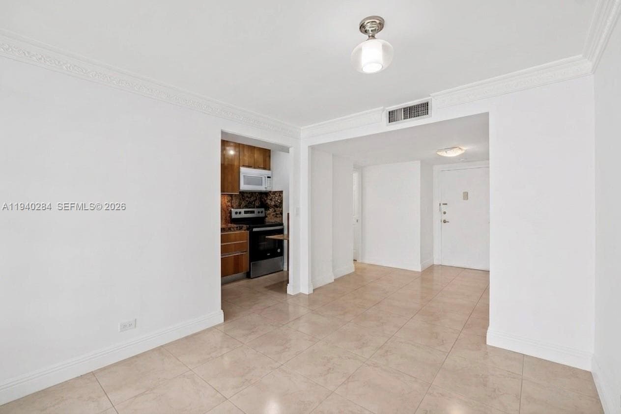 250 174th St 1510 photo 8
