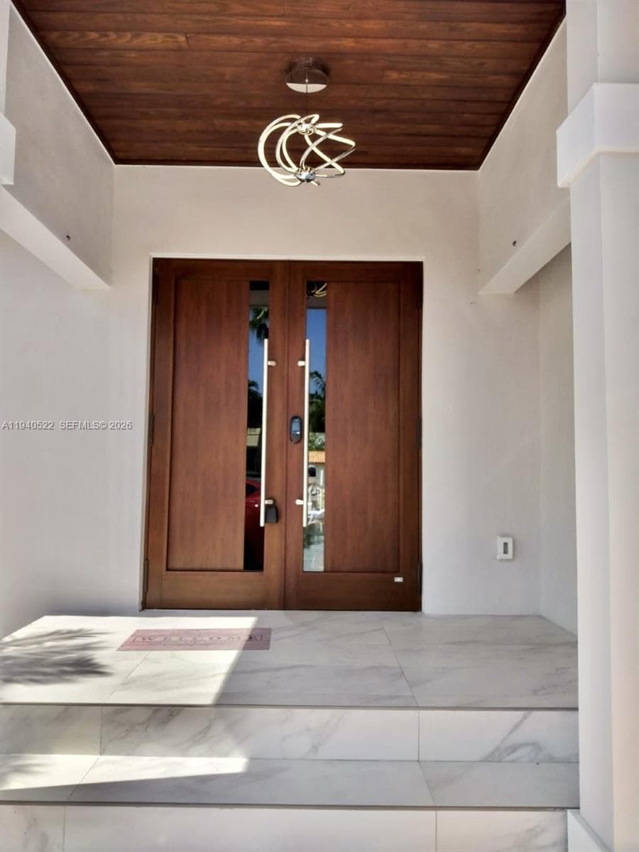 13240 Ortega Ln photo 2