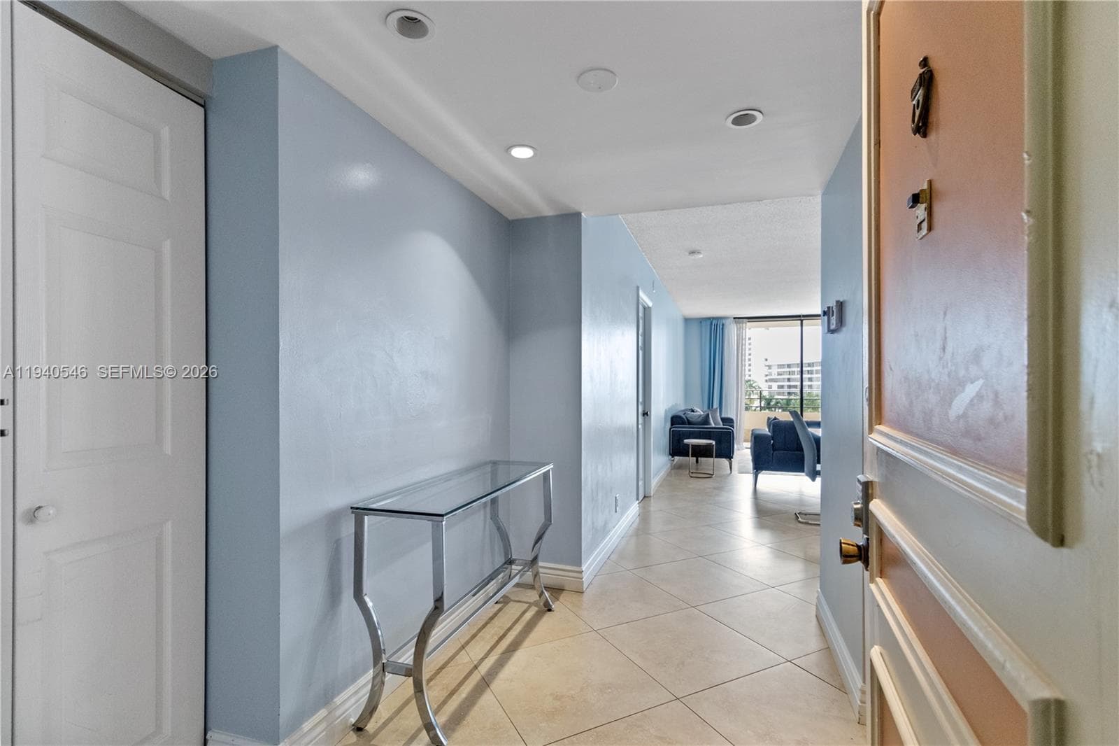 600 Three Islands Blvd 519 photo 2
