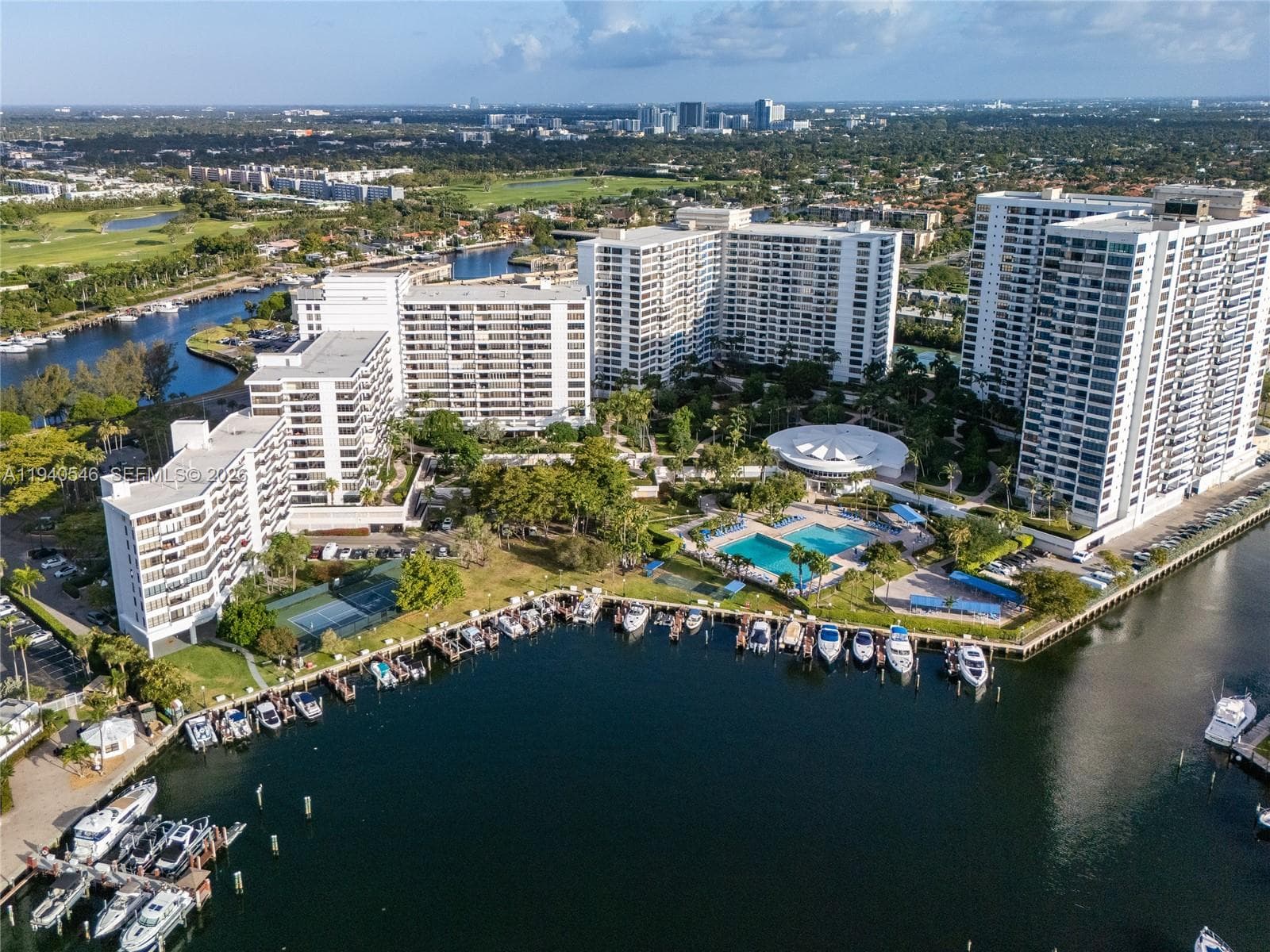 600 Three Islands Blvd 519 photo 1