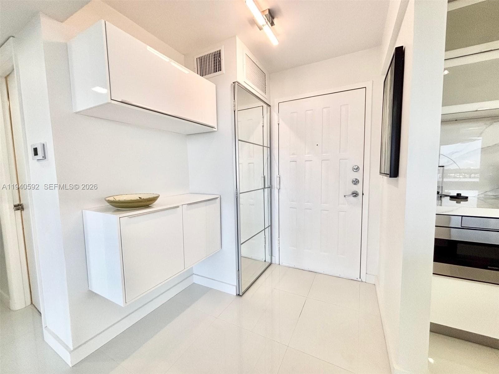 200 Leslie Dr 831 photo 13