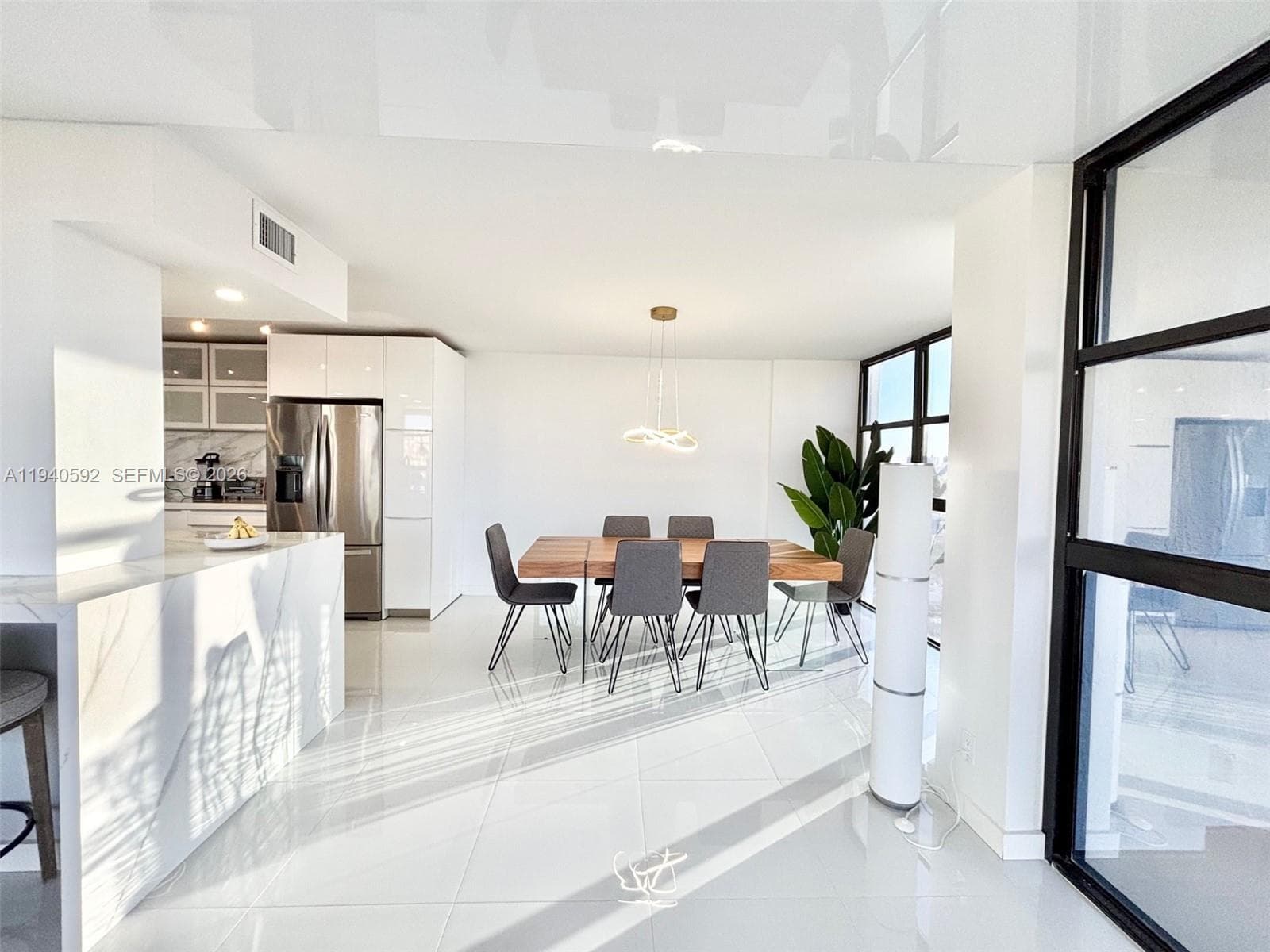 200 Leslie Dr 831 photo 15