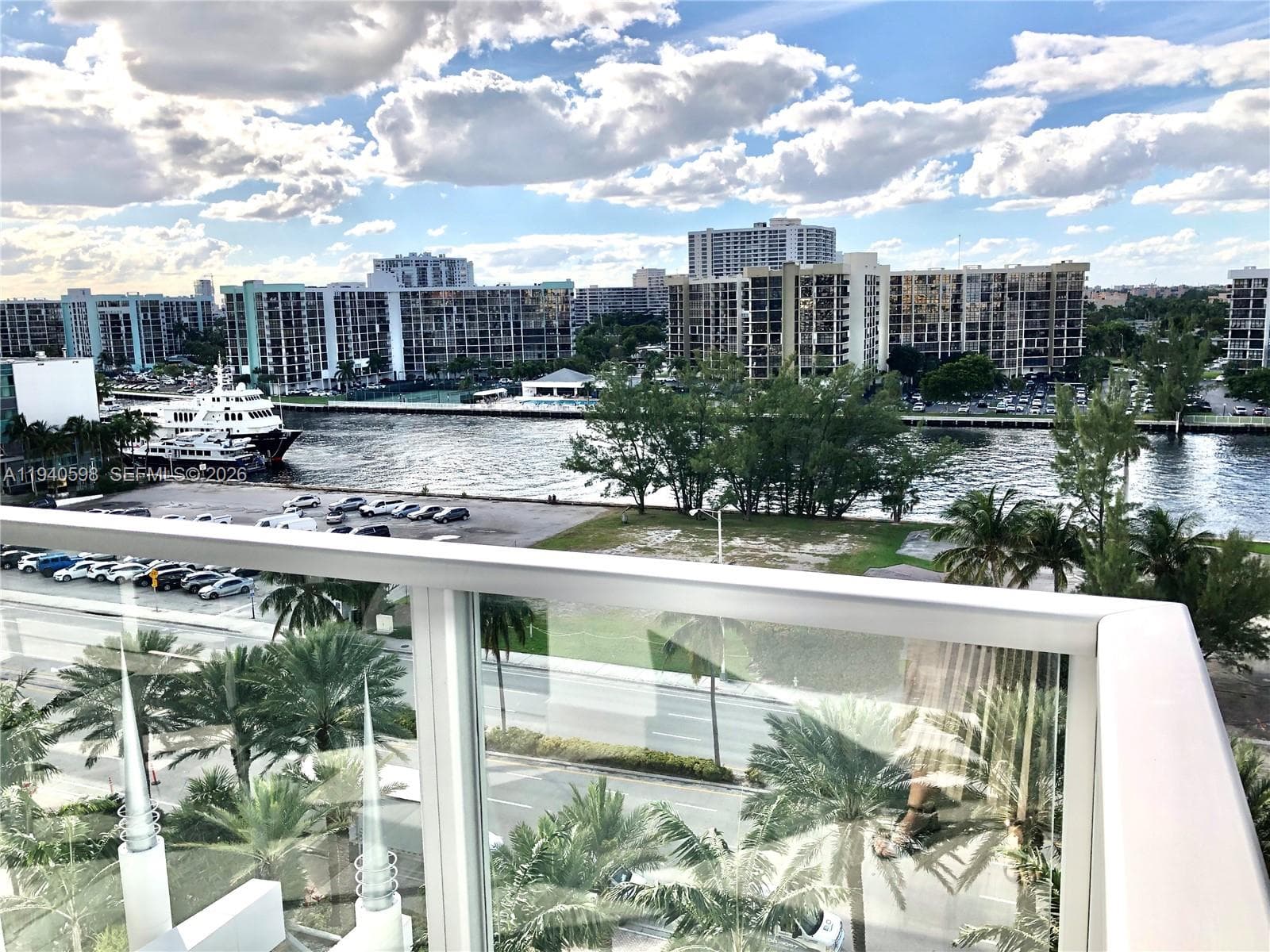 3101 S Ocean Dr 801 photo 2