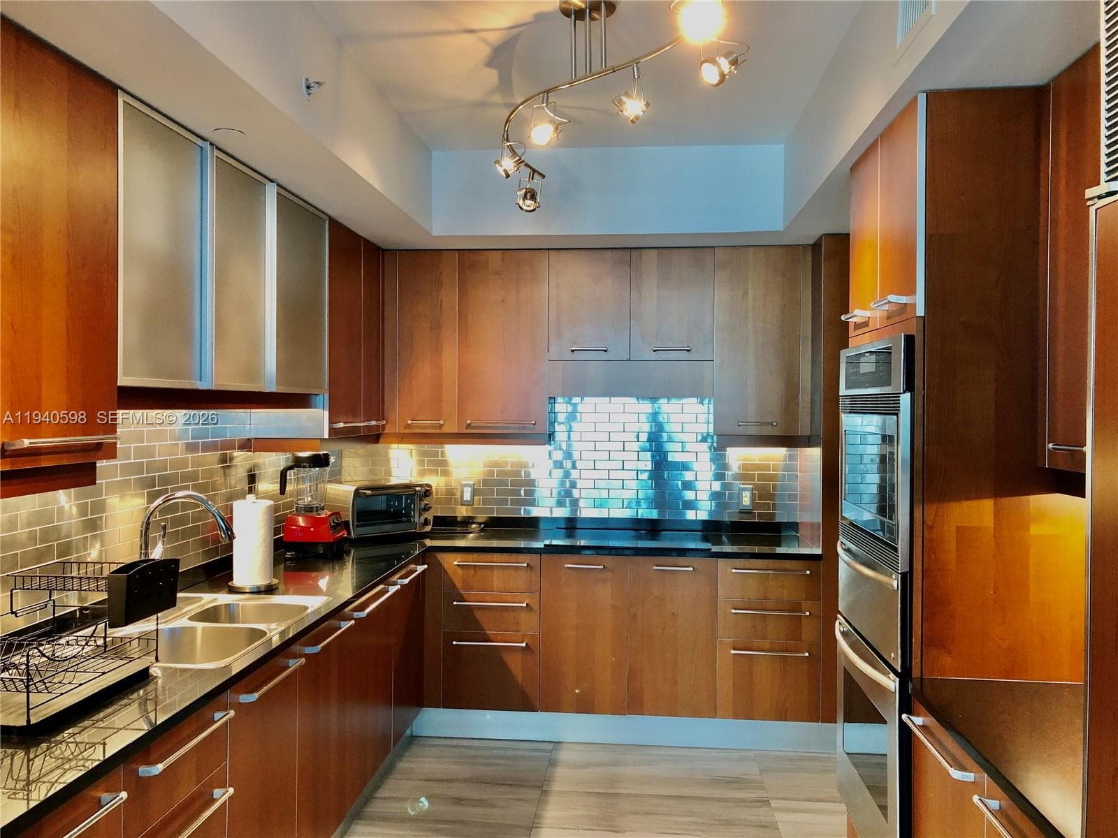 3101 S Ocean Dr 801 photo 13