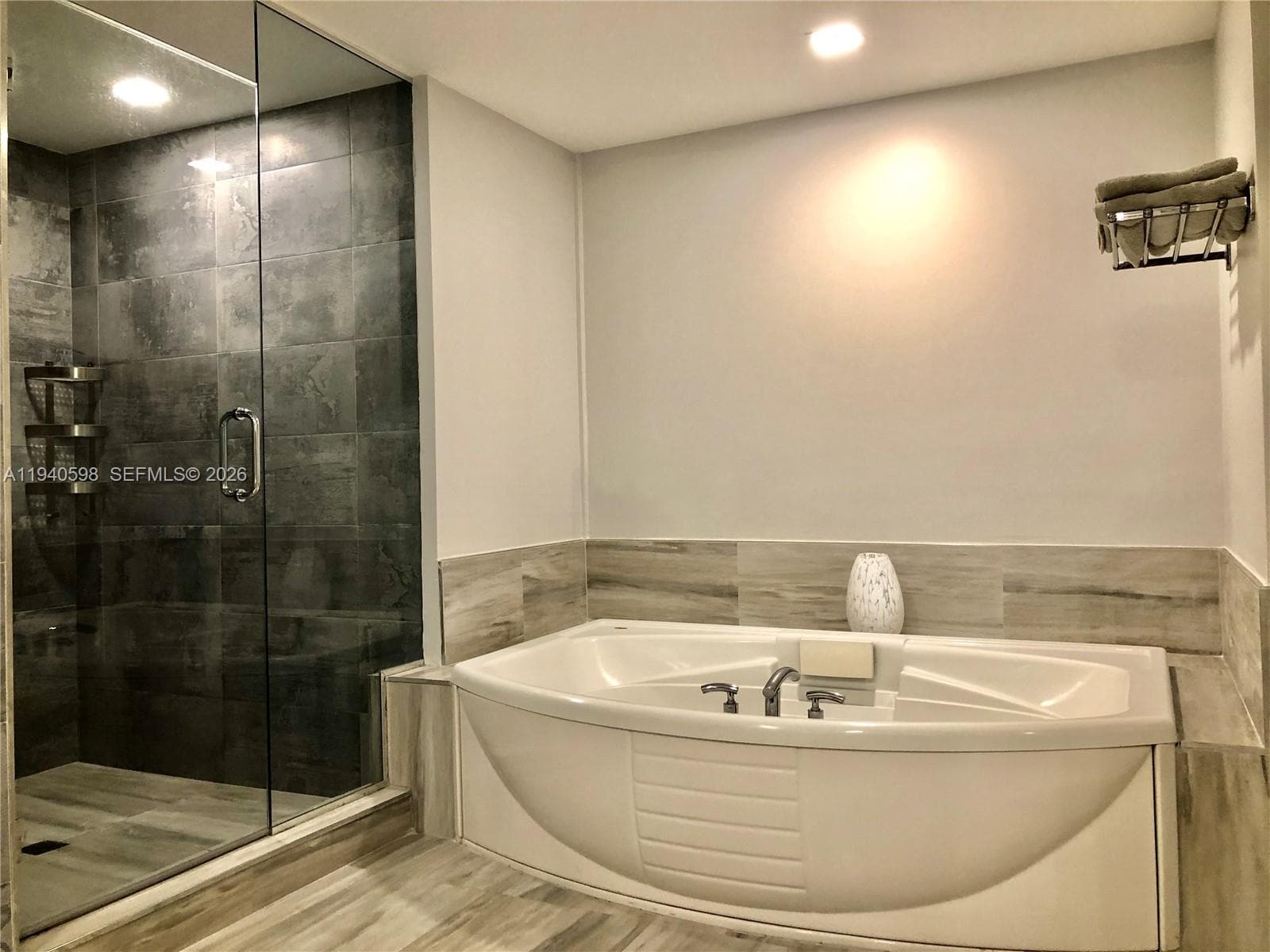 3101 S Ocean Dr 801 photo 17