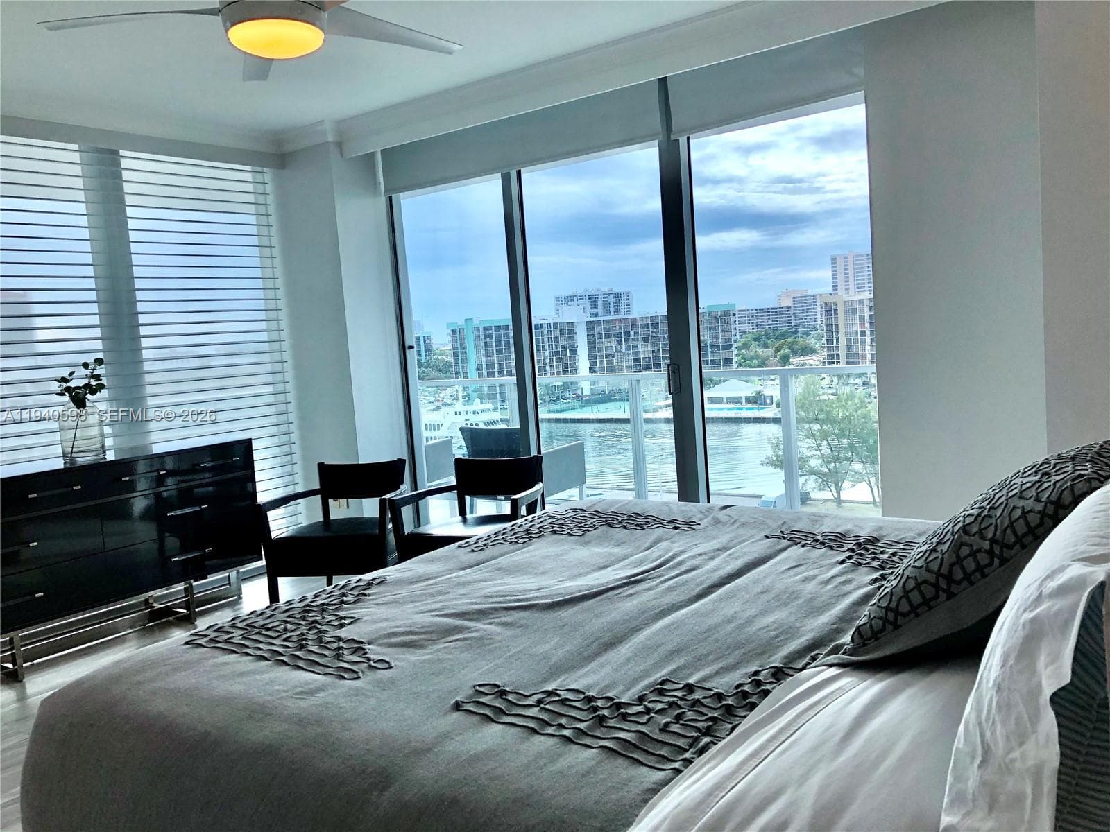 3101 Ocean Dr 801 photo 16