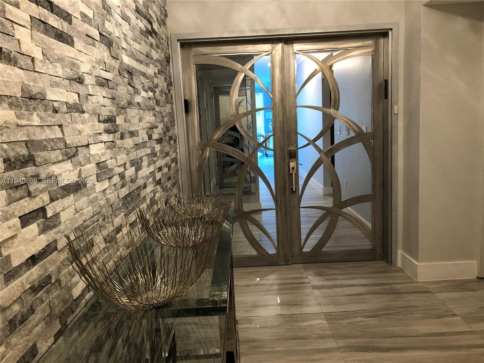 3101 Ocean Dr 801 photo 4