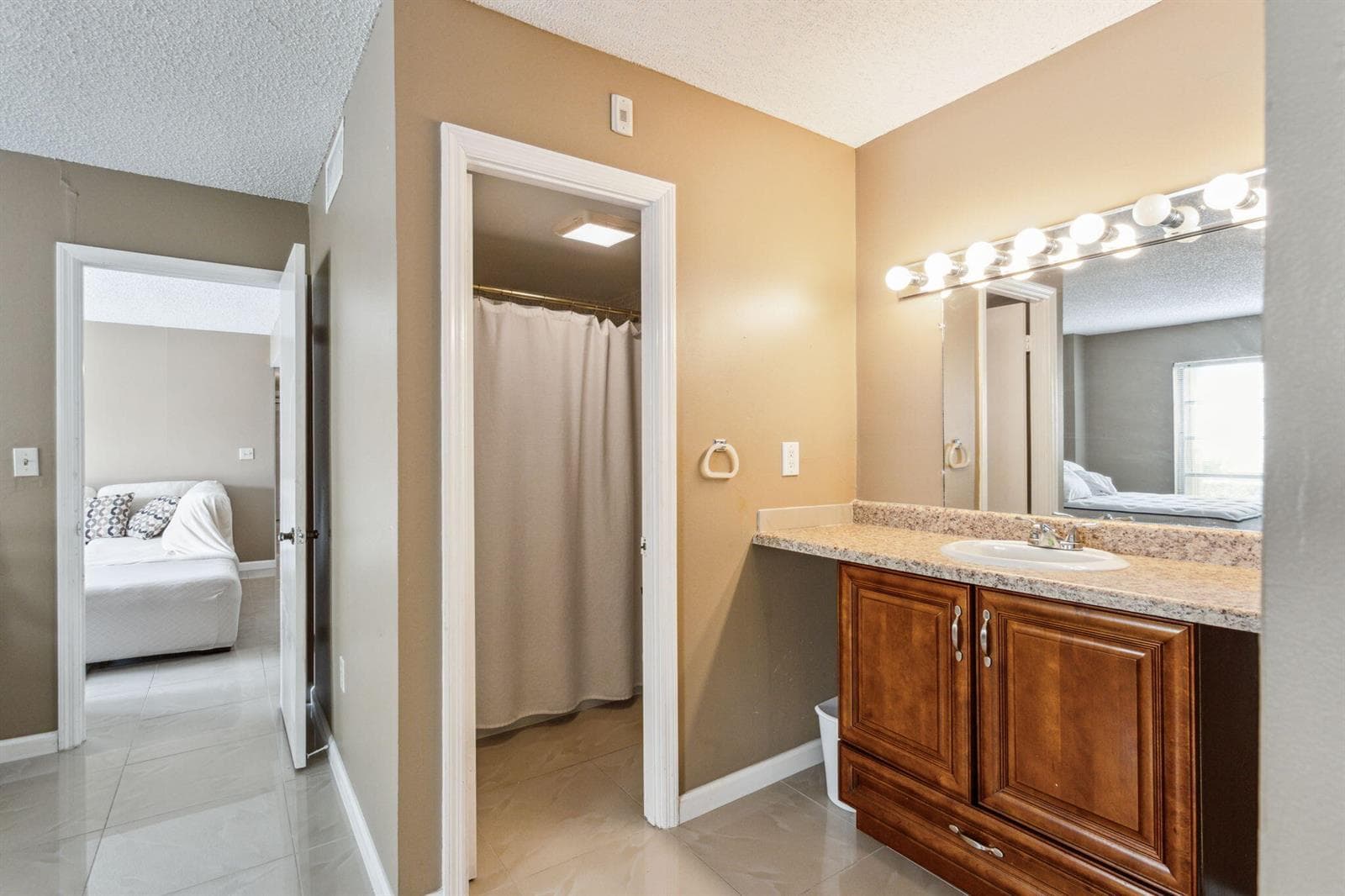 951 De Soto Road 2300 photo 13