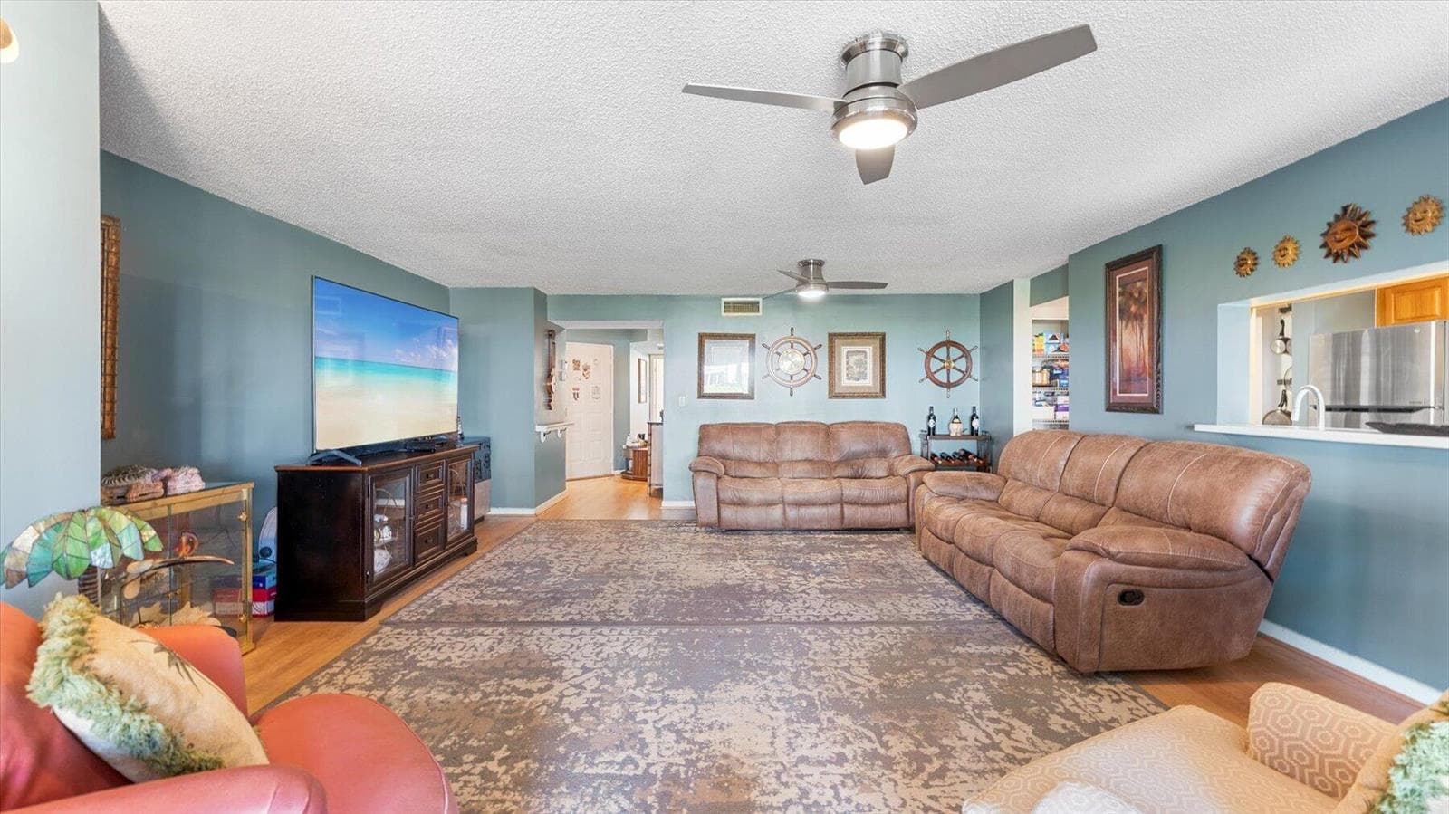 110 Half Moon Circle C1 photo 6