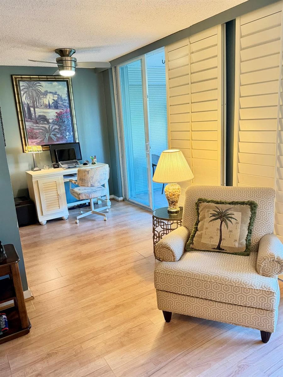 110 Half Moon Circle C1 photo 9