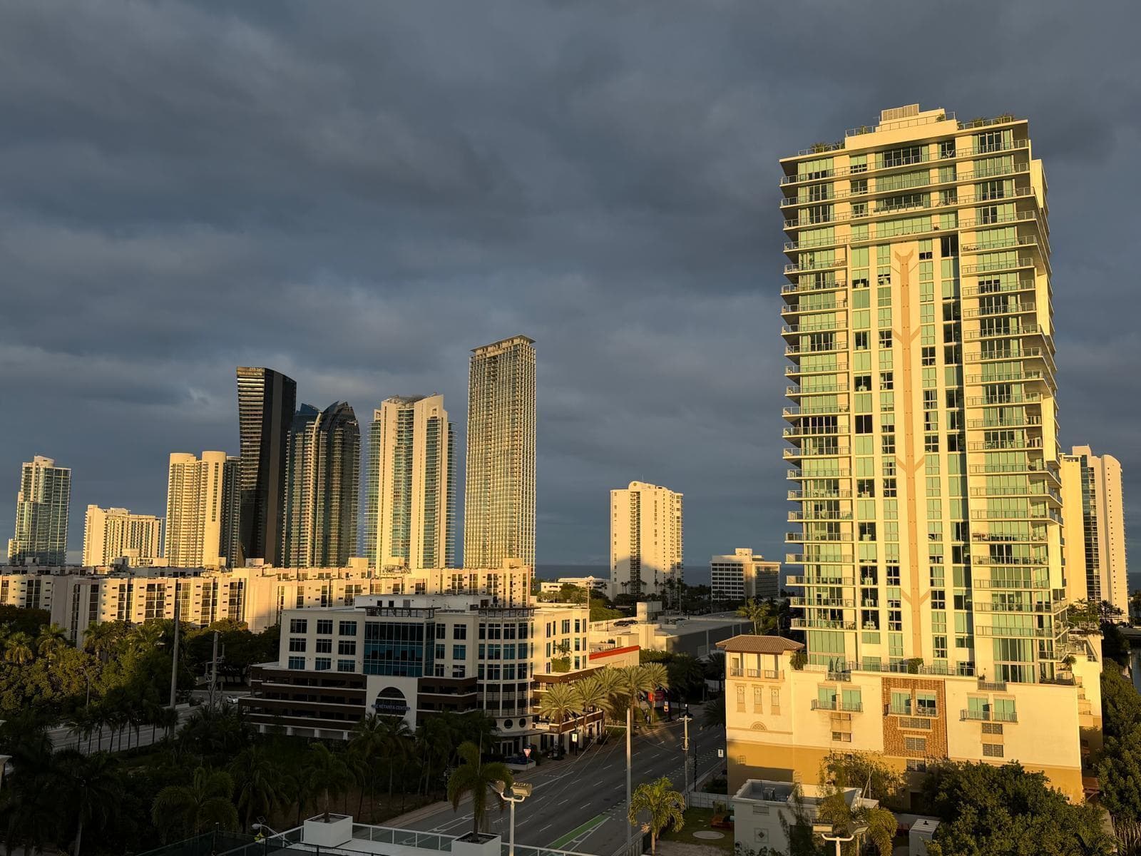 400 Sunny Isles Boulevard 1022 photo 10