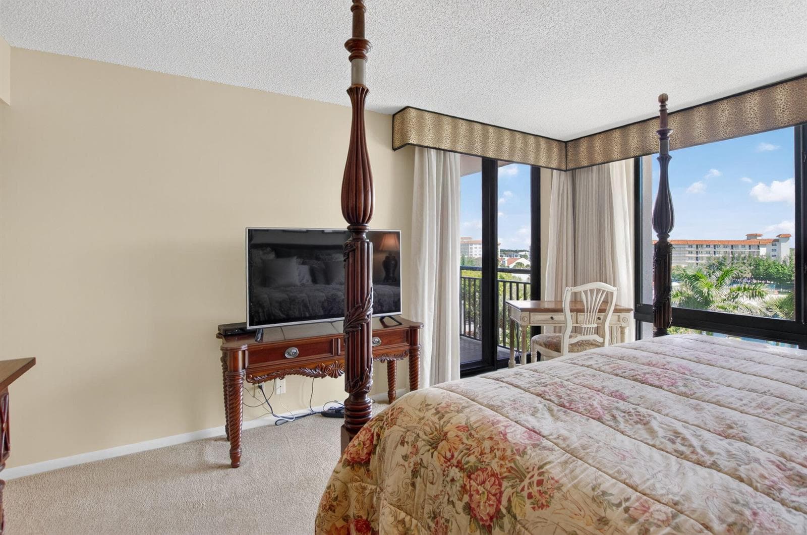 2667 N Ocean Boulevard # 4050 photo 12