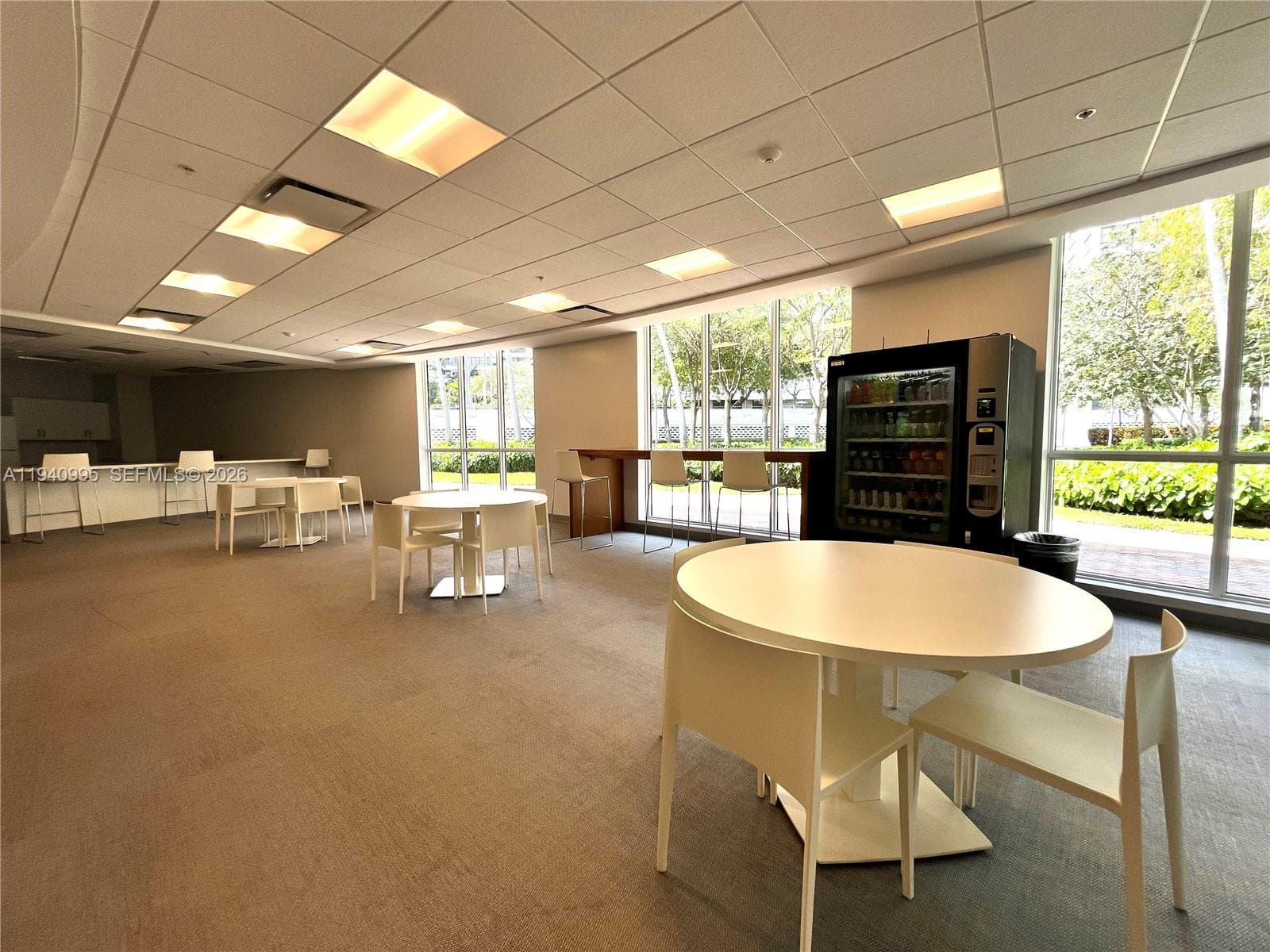 2500 Parkview Dr 1803 photo 16