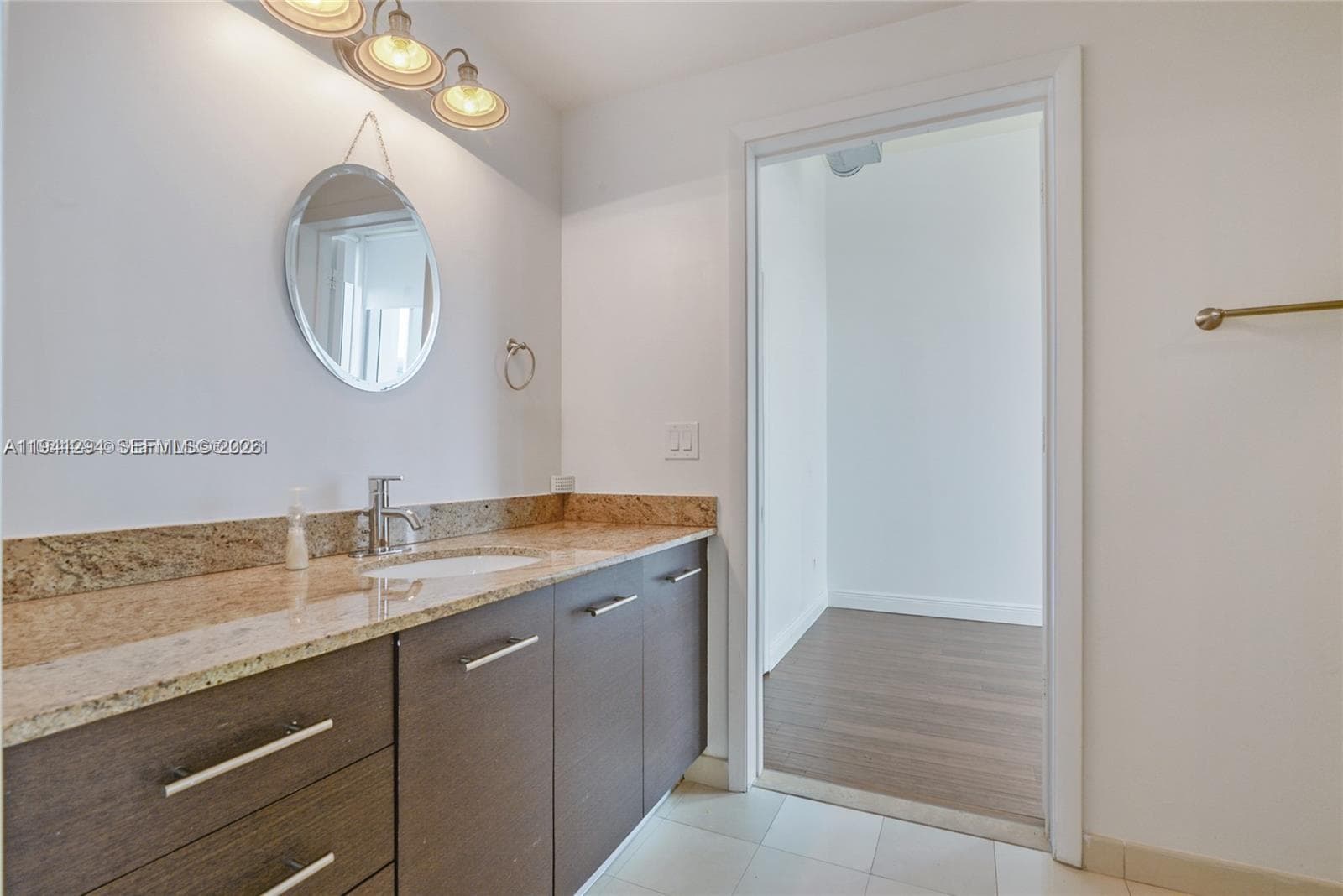 3029 NE 188th St 505 photo 10