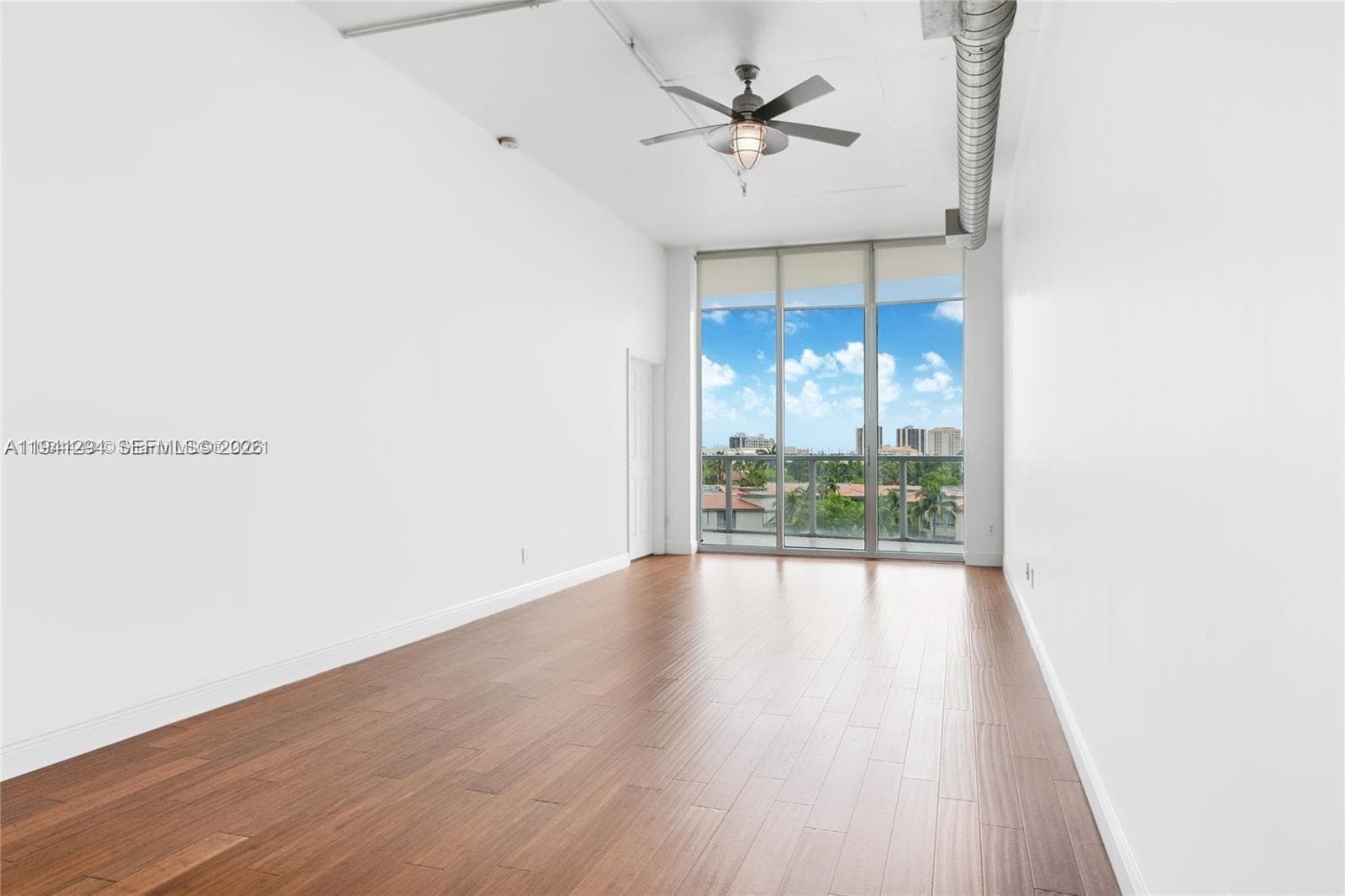 3029 NE 188th St 505 photo 11