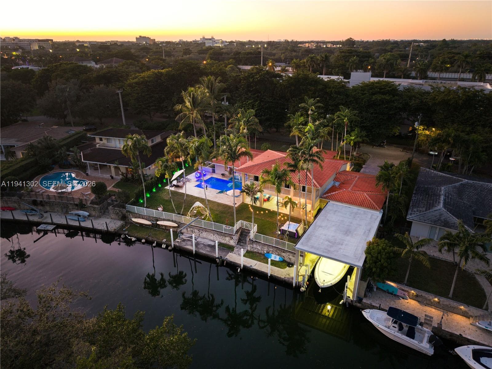 5343 Orduna Dr 1