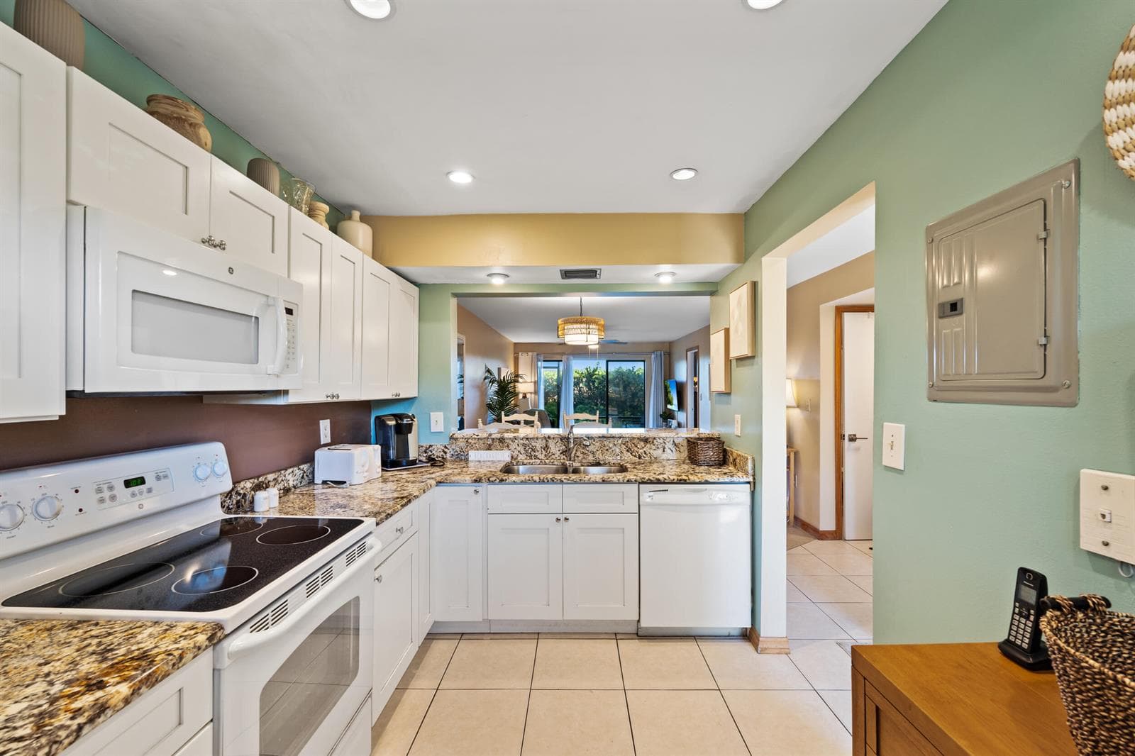 7420 S Ocean Drive 113 photo 9