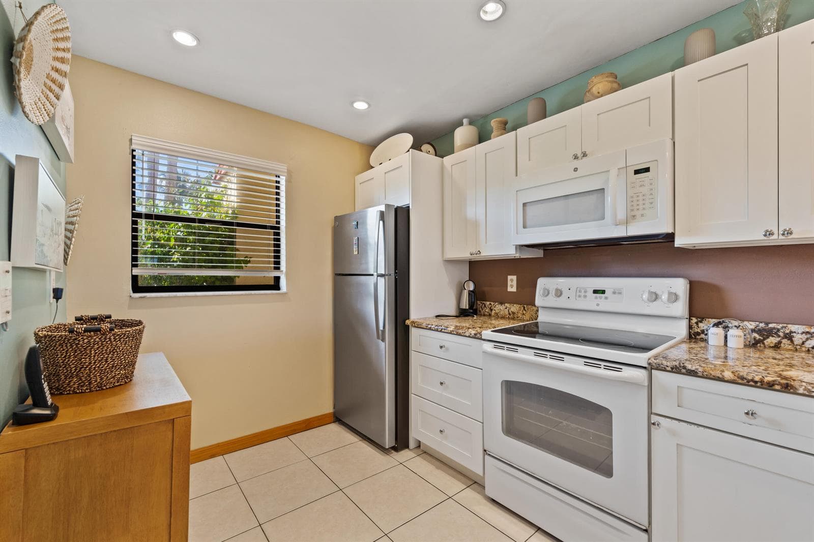 7420 S Ocean Drive 113 photo 10