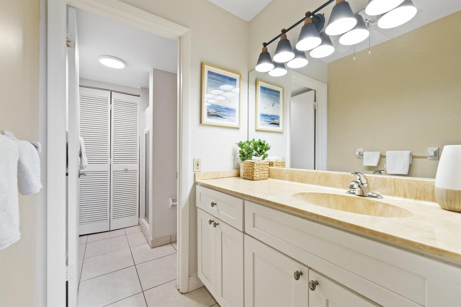 7420 S Ocean Drive 113 photo 21