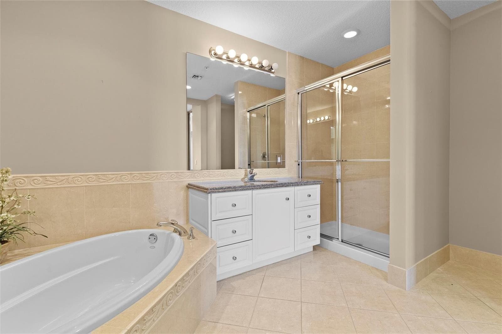 20 Harbour Isle Drive Ph02 photo 12