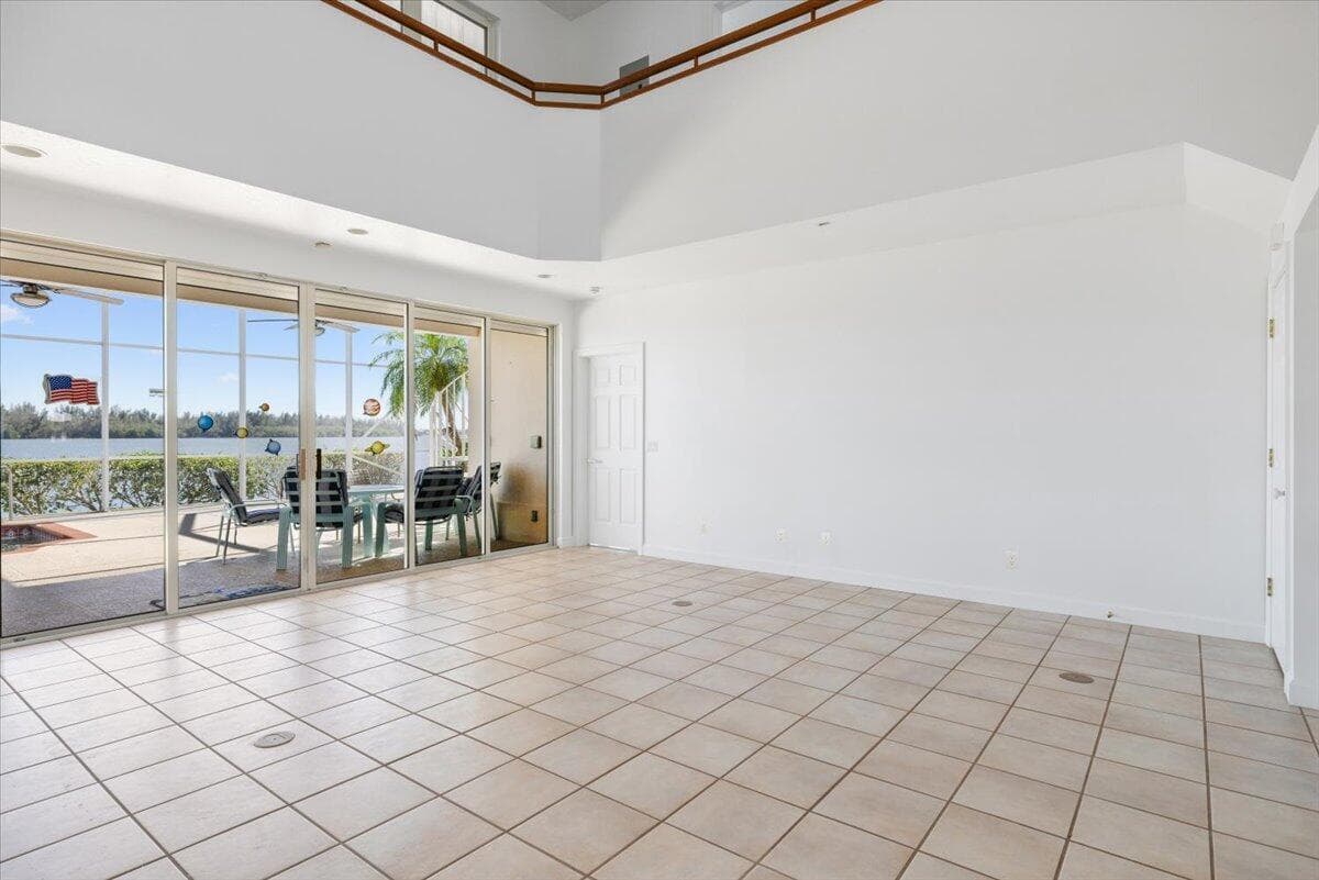 2 Seahorse Lane photo 17