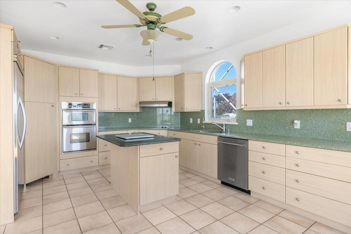 2 Seahorse Lane photo 22
