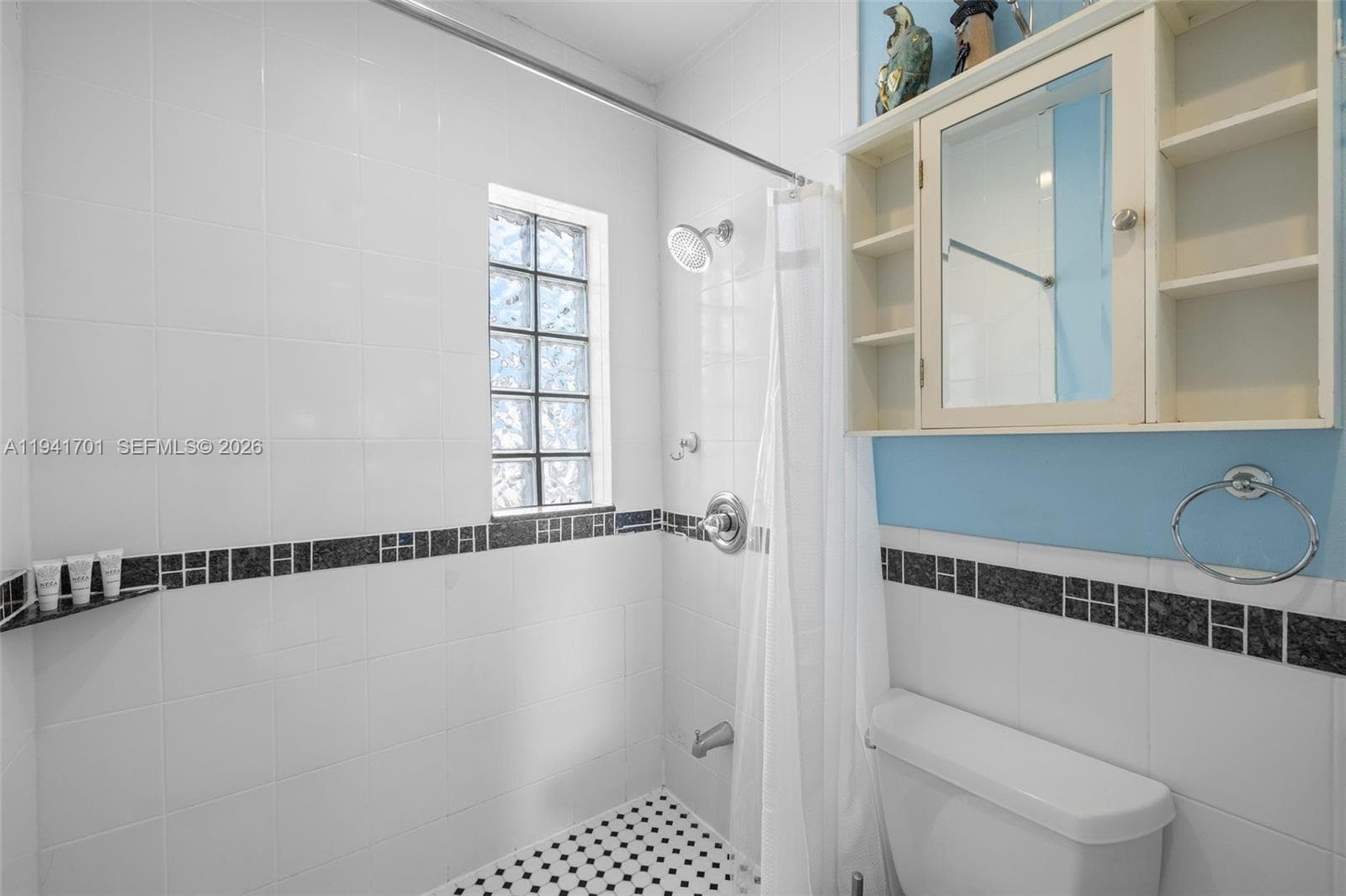 1908 N Ocean Dr 13A photo 16