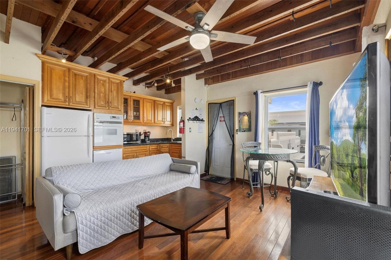 1908 N Ocean Dr 13A photo 18