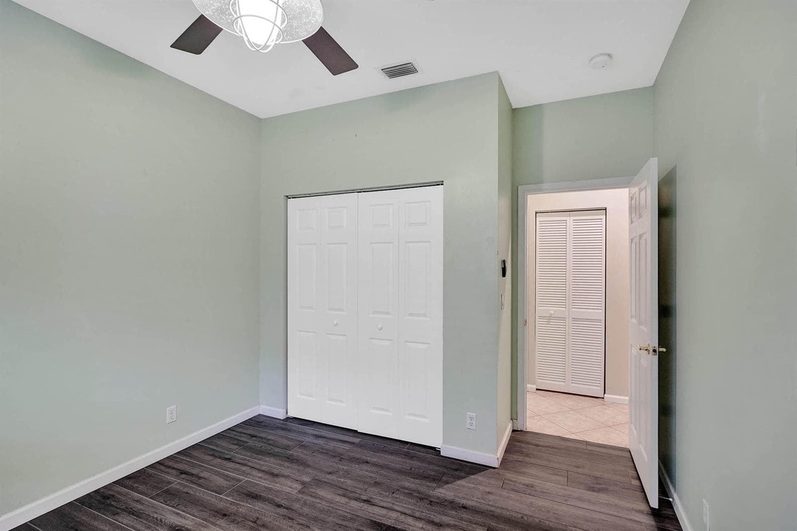 11224 NW 65th Court photo 23