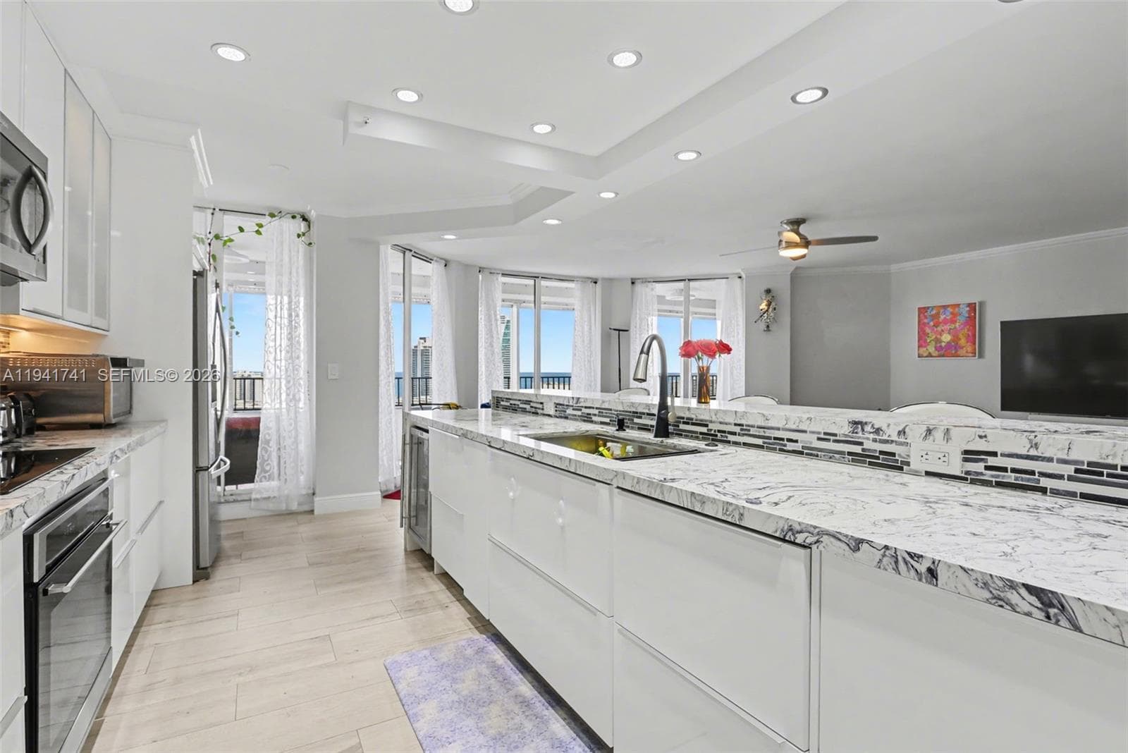 300 Three Islands Blvd PH3A photo 25