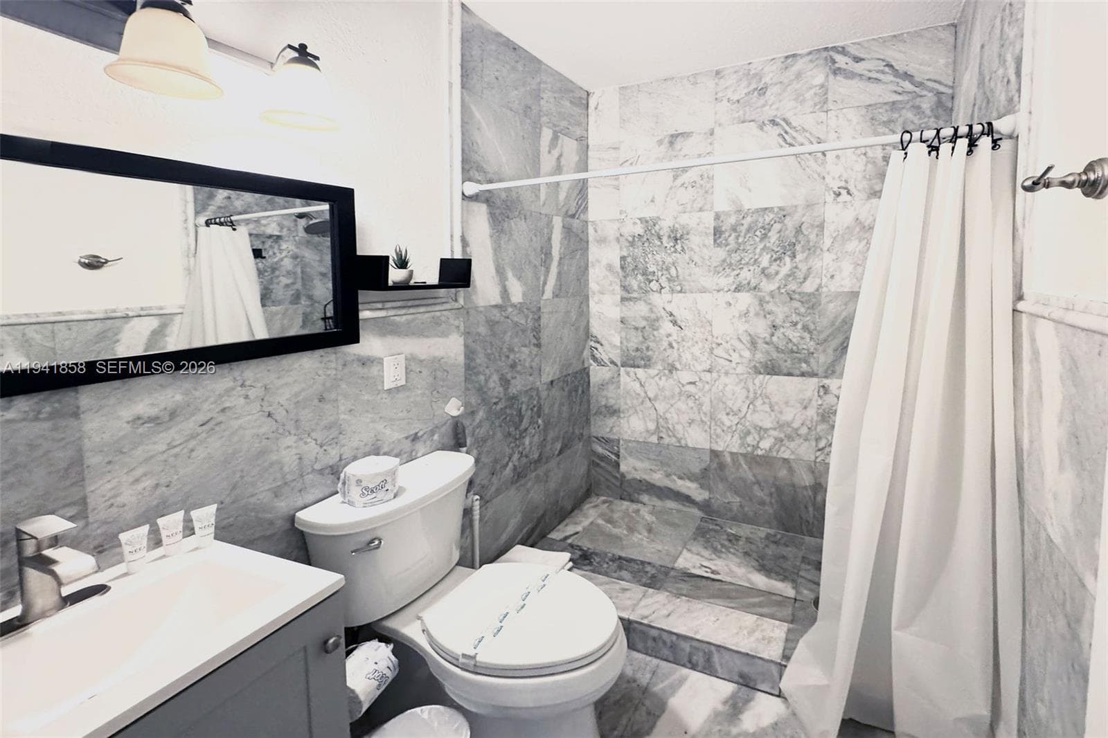 1908 N Ocean Dr 1B & 2B package photo 22