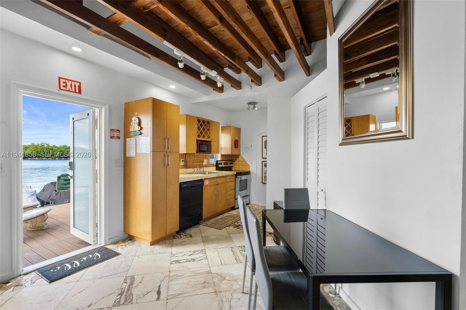 1908 N Ocean Dr 1B & 2B package photo 7