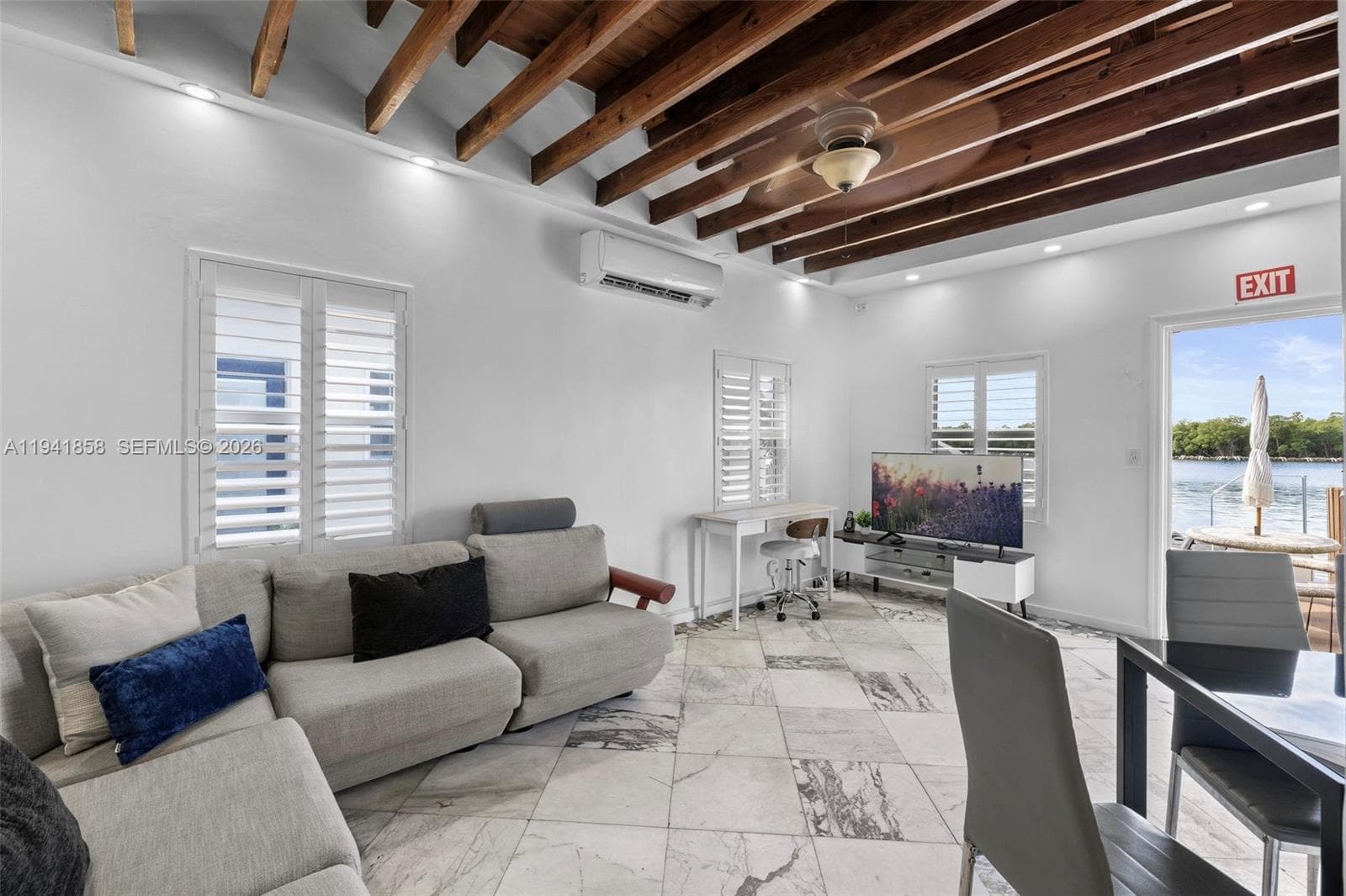 1908 N Ocean Dr 1B & 2B package photo 9