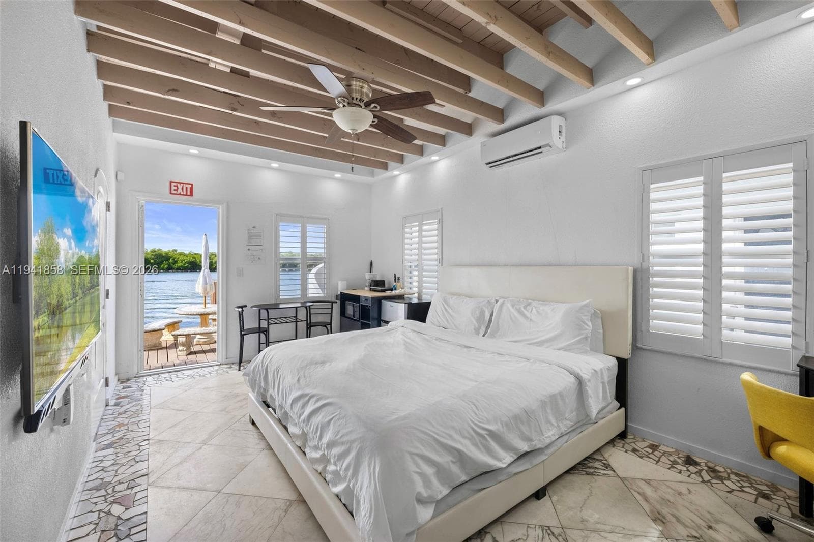 1908 N Ocean Dr 1B & 2B package photo 14