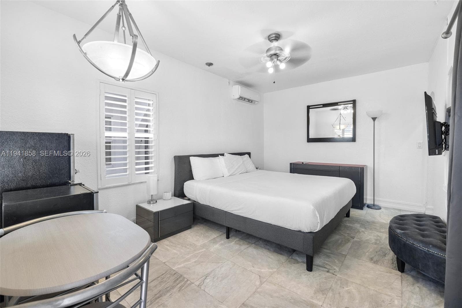 1908 N Ocean Dr 1B & 2B package photo 19