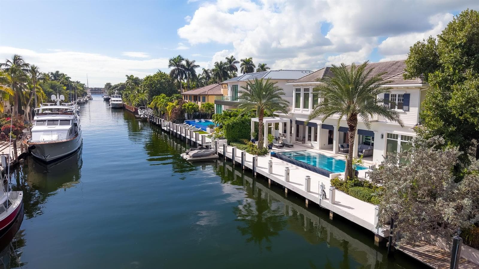 400 Coral Way 4
