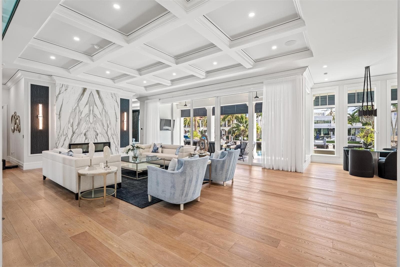 400 Coral Way photo 8