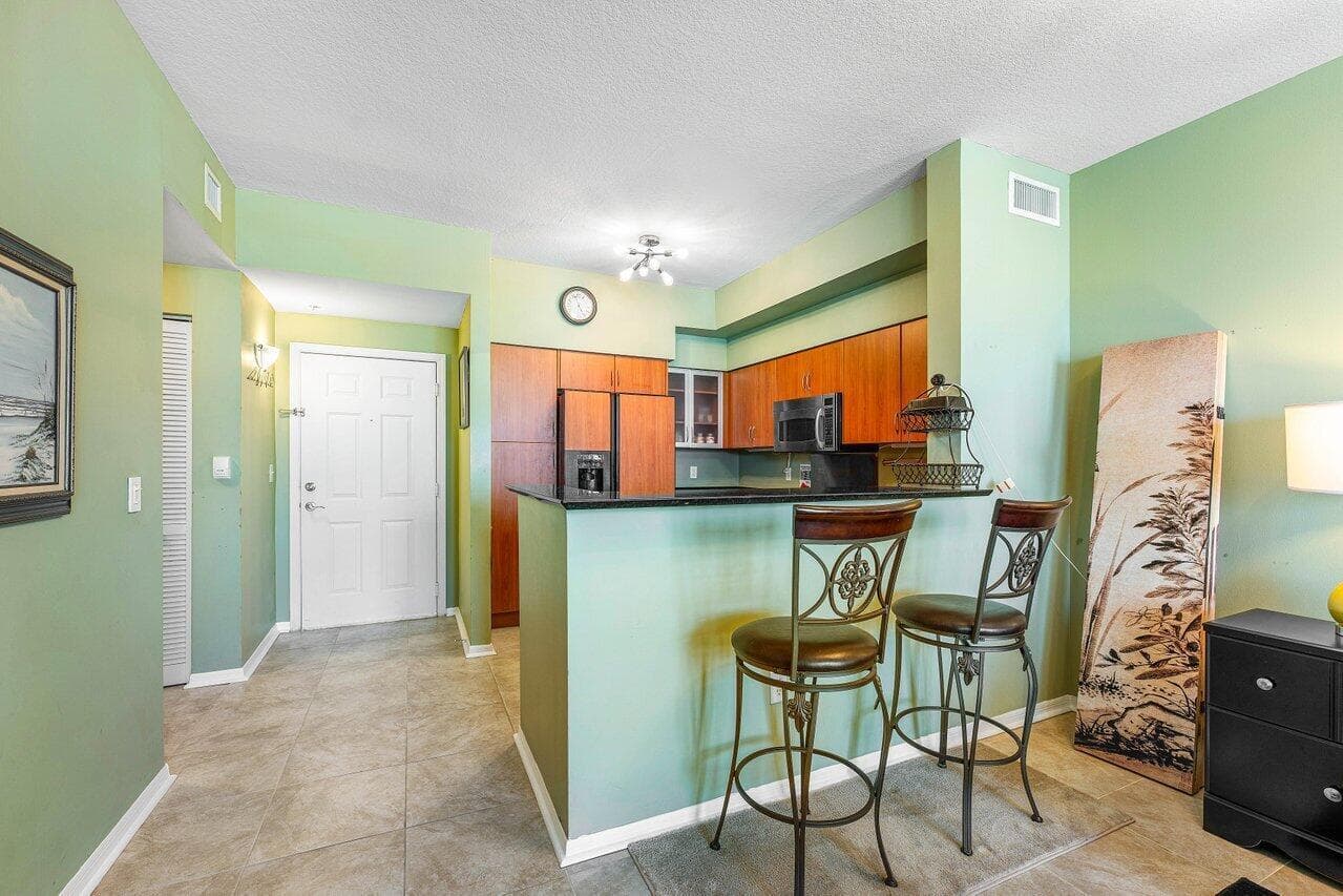 806 E Windward Way 509 photo 5